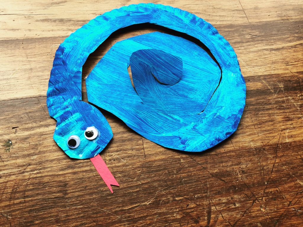 paper plate snake craft
